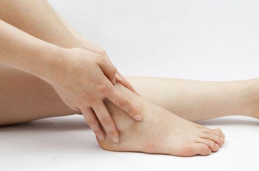Nguyên nhân viêm khớp cổ chân